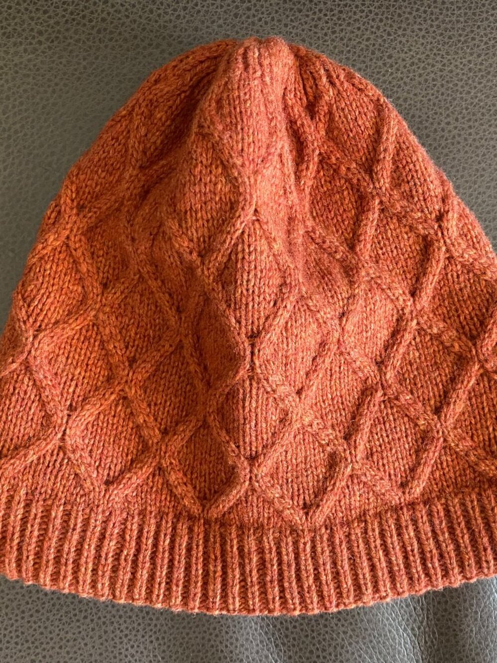 Patagonia Women's Diamond Cable Fleece Lined Beanie - Rust - One Size